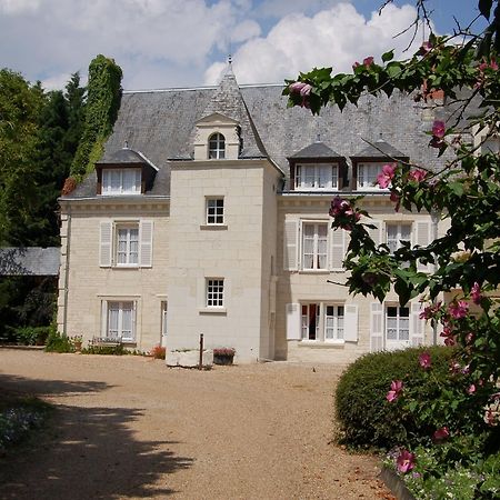 Logis Manoir De La Giraudiere Beaumont-en-Veron Bagian luar foto