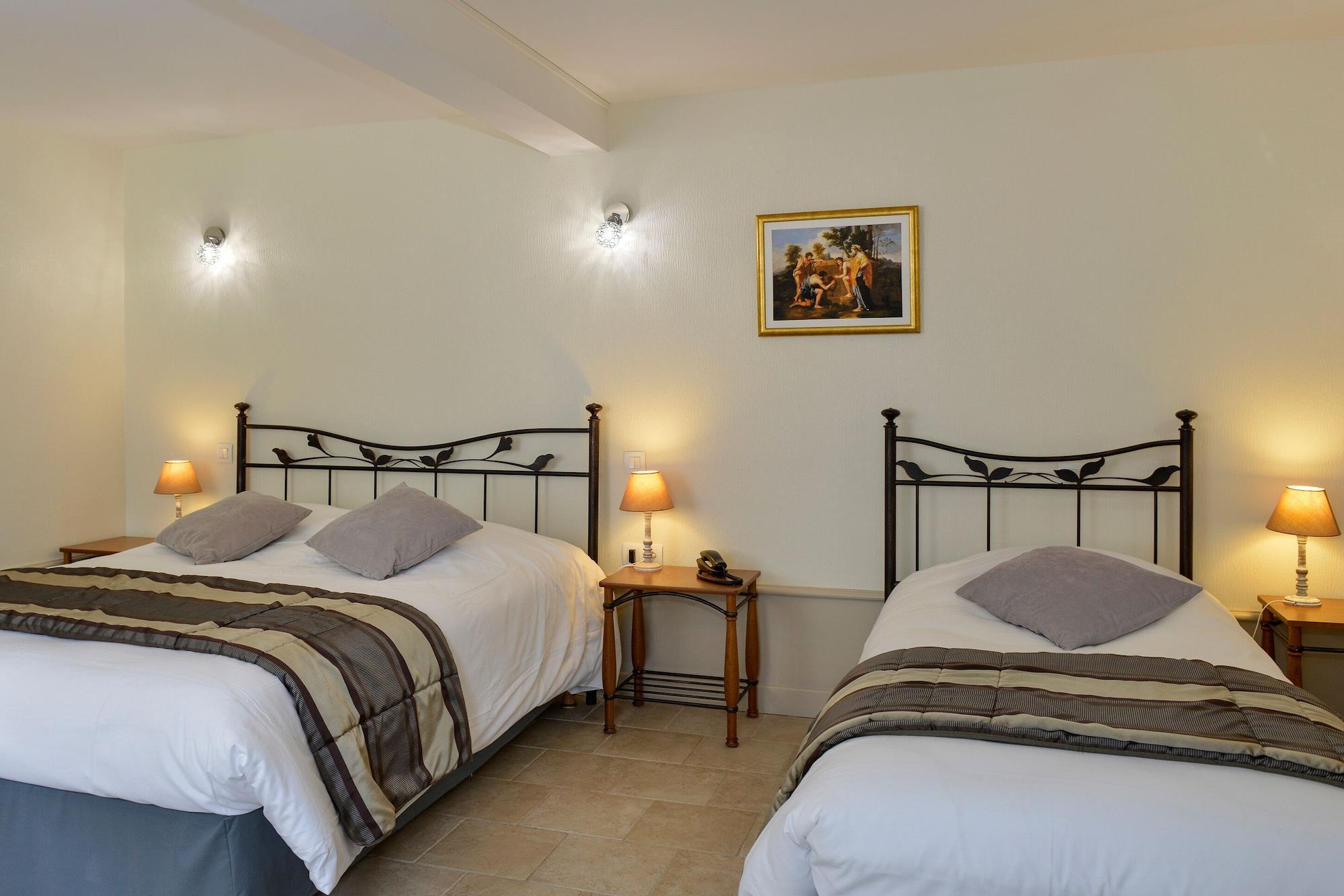 Logis Manoir De La Giraudiere Beaumont-en-Veron Bagian luar foto
